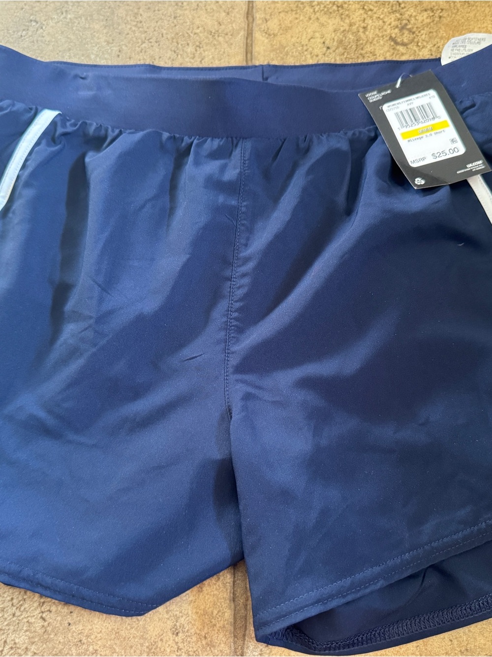 Women’s Under Armour Navy Shorts Medium New With Tags Mileage 3.0 Short